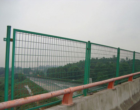 桥梁围栏网